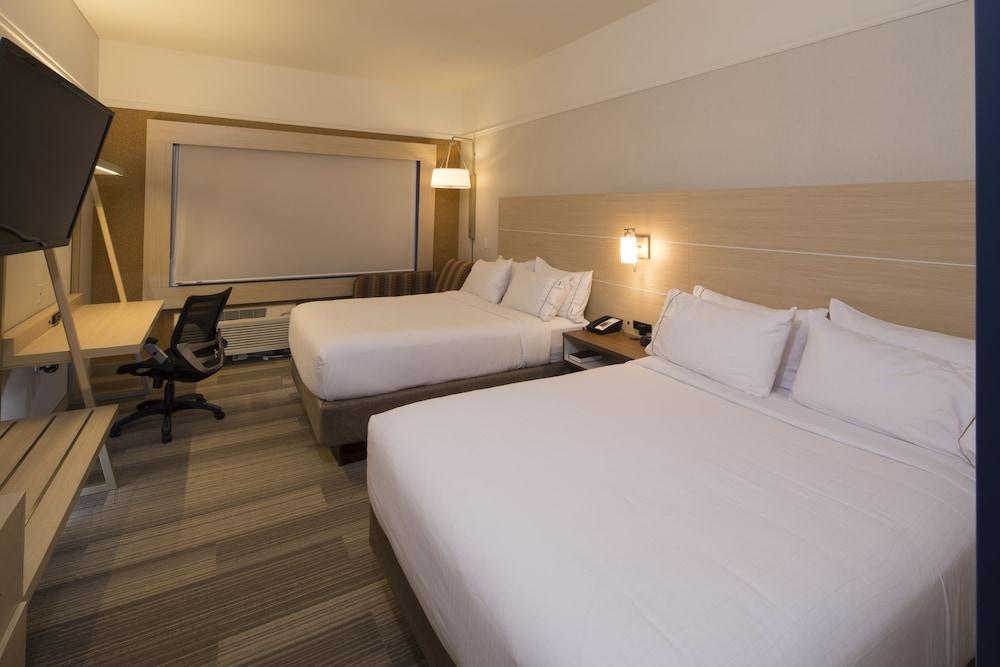 Holiday Inn Express & Suites Alpena - Downtown By Ihg Bagian luar foto