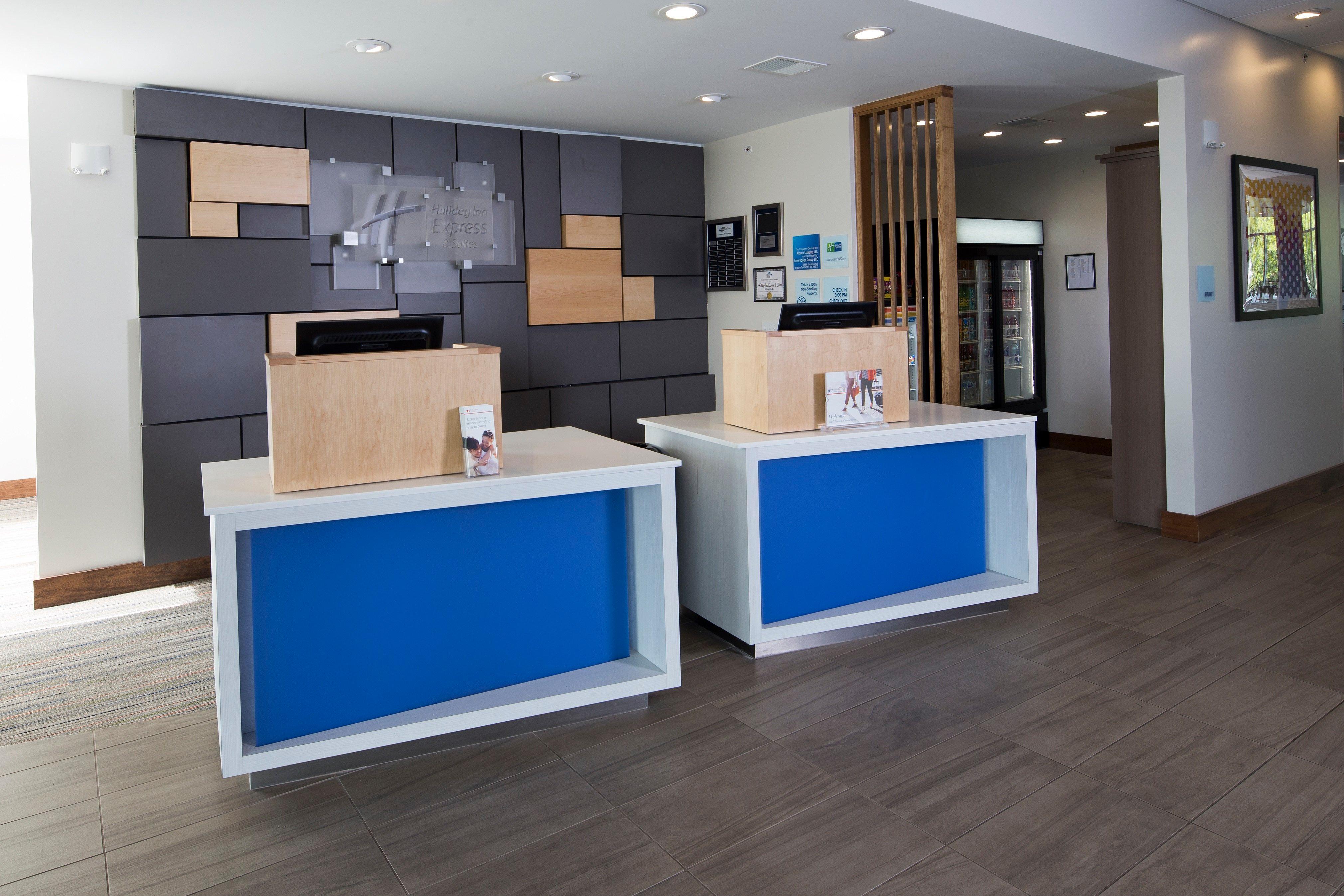 Holiday Inn Express & Suites Alpena - Downtown By Ihg Bagian luar foto